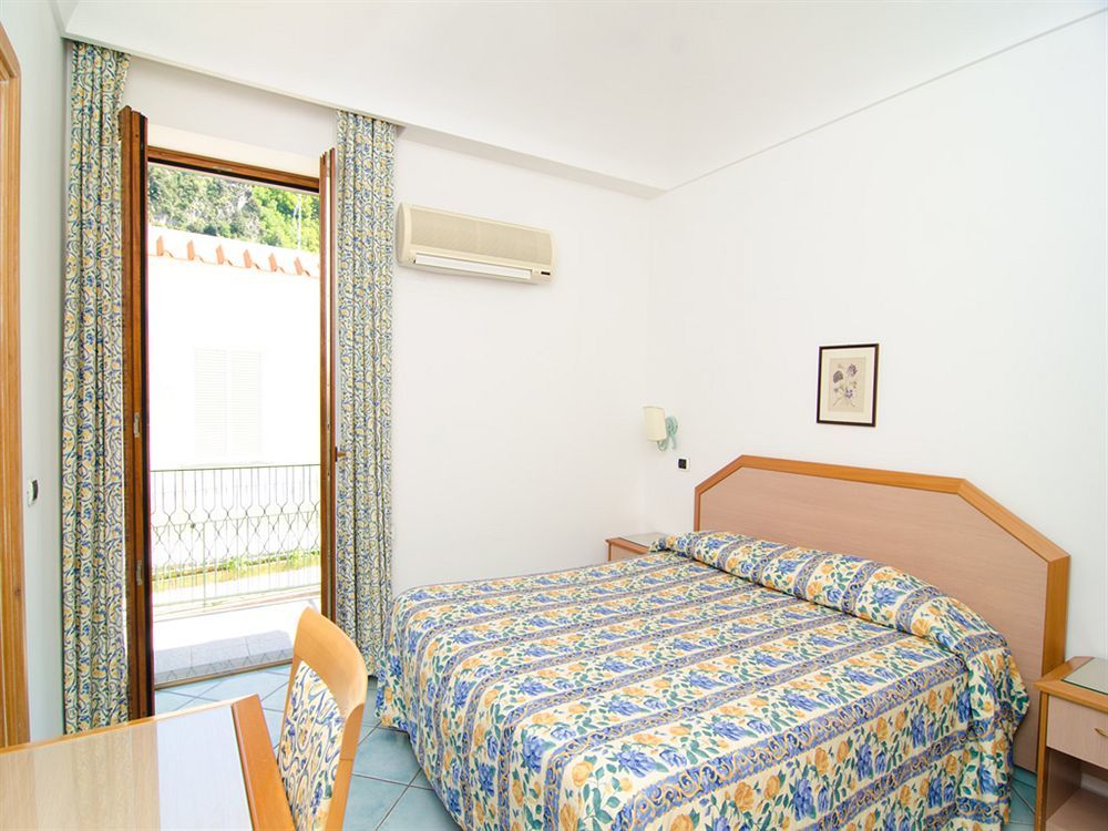 La Capannina - Hotel & Apartments Ischia Dış mekan fotoğraf